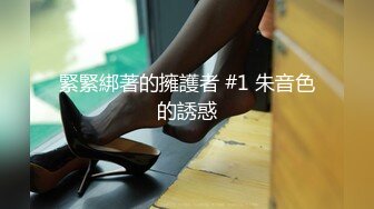 大奶短发警花口技专业十级，旋转的鸡巴在她嘴里打转！